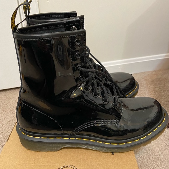 Dr.Martens 11821011 AirWair Black Patent Lamper Combat Boots US size 9 - Picture 7 of 16
